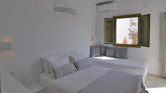 Artemis Studios Apartments Antiparos